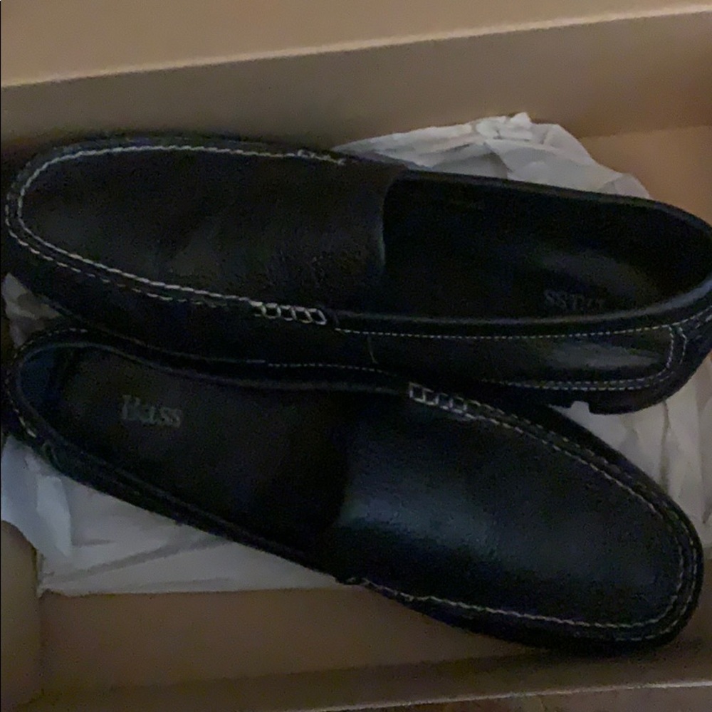 Men’s loafer size 9